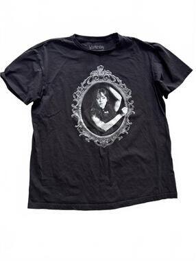 Wednesday Dancing XL Black Graphic Tee with Vintage Portrait Design
